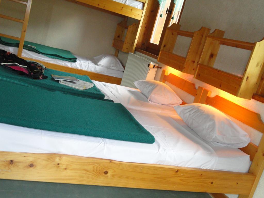 Chalet La Source Hotel Saint-Nicolas-la-Chapelle  Room photo